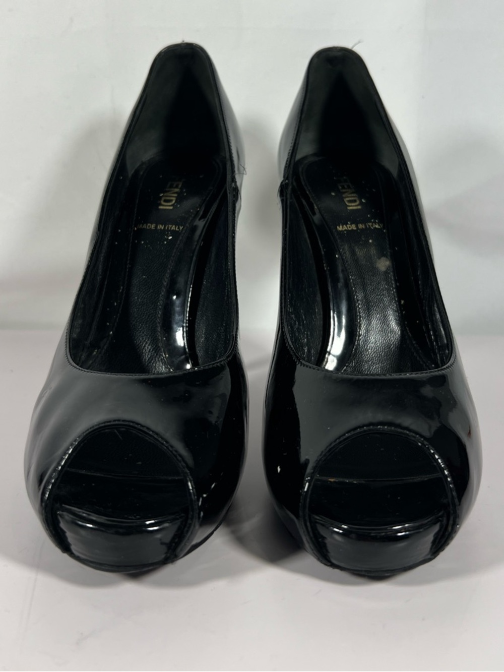 7035: Fendi Patent Leather Peep Toe Heels Zucca Logo Stiletto 39.5 - Picture 3 of 13
